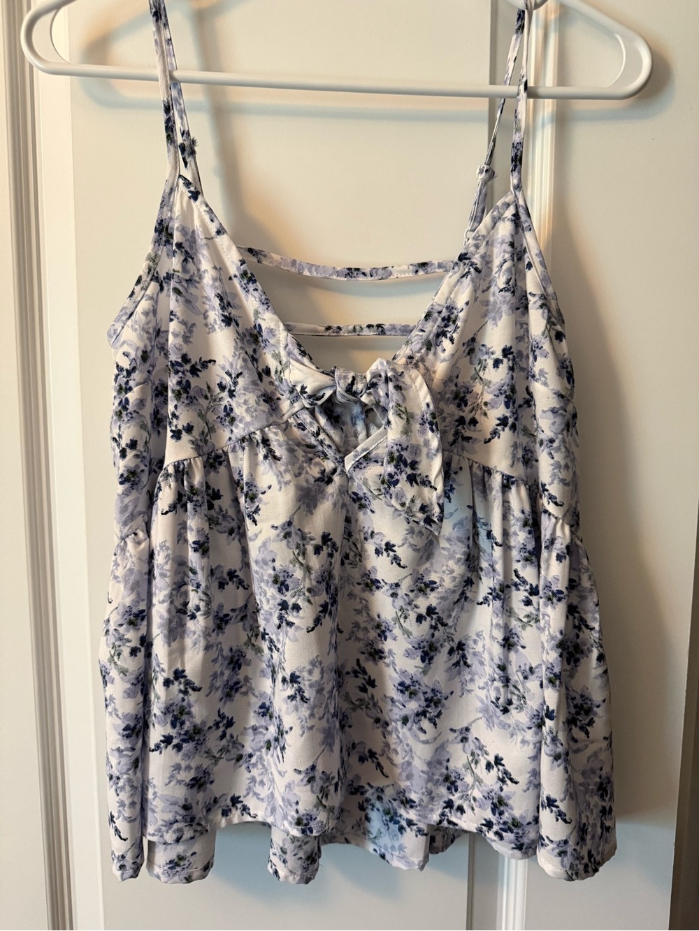 Floral Tie-Front Spaghetti Strap Women's Top - White & Light Blue